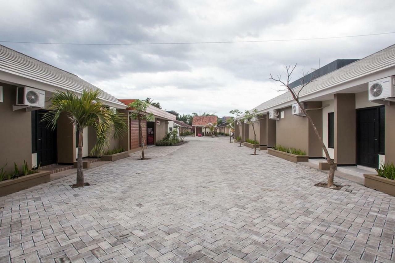 Reddoorz Syariah Plus Near Banyuwangi Airport Exterior foto